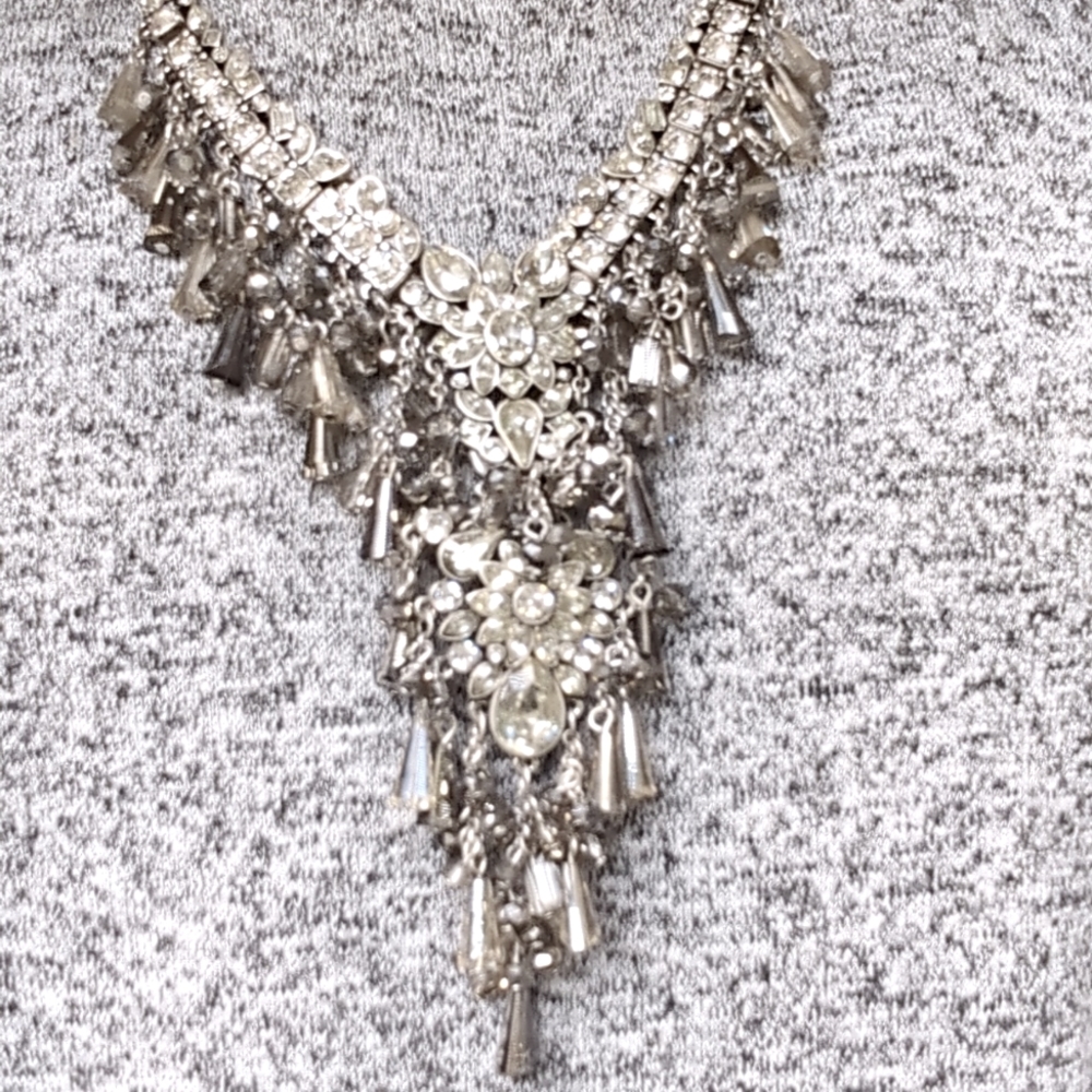 Premier customizable rhinestone bib necklace